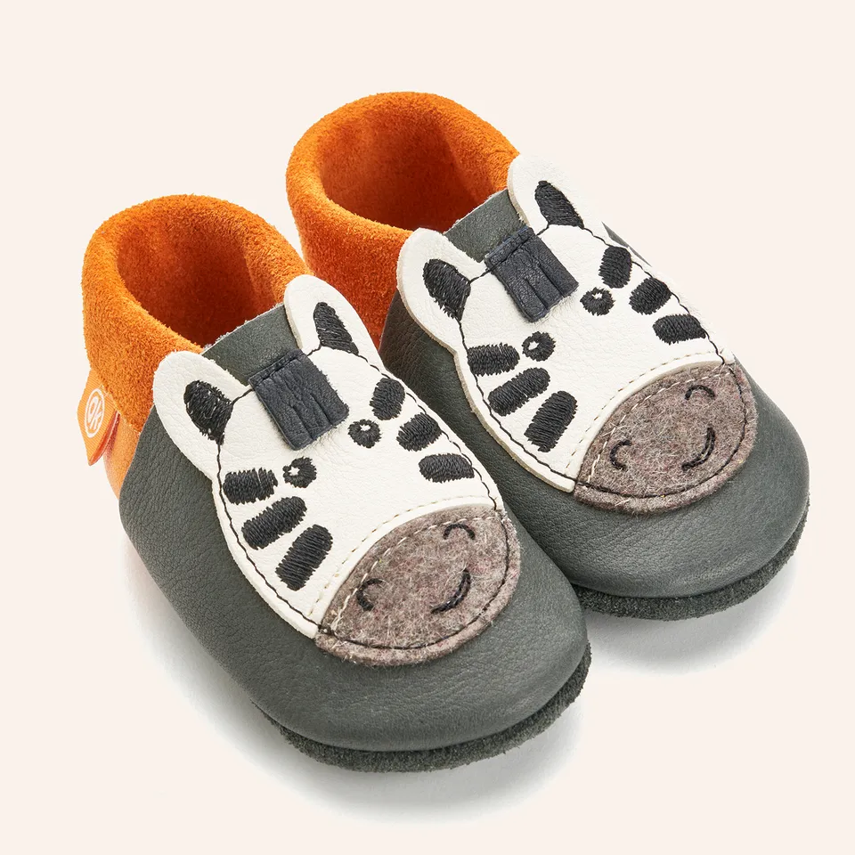 orangenkinder-zuma-the-zebra-kinder-hausschuhe-krabbelschuhe image 1