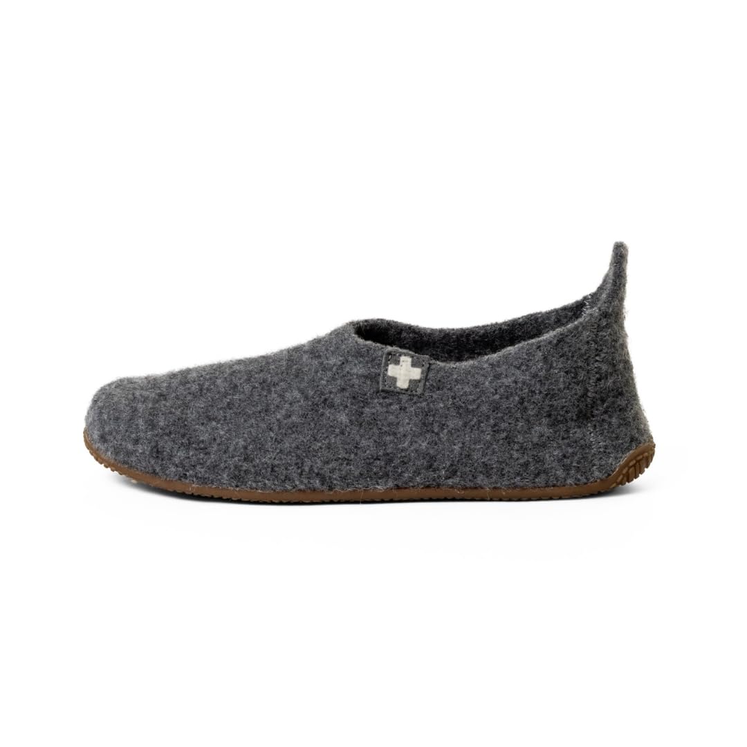 living-kitzb-hel-hahnenkamm-h-ttenschuh-lammfell image 2