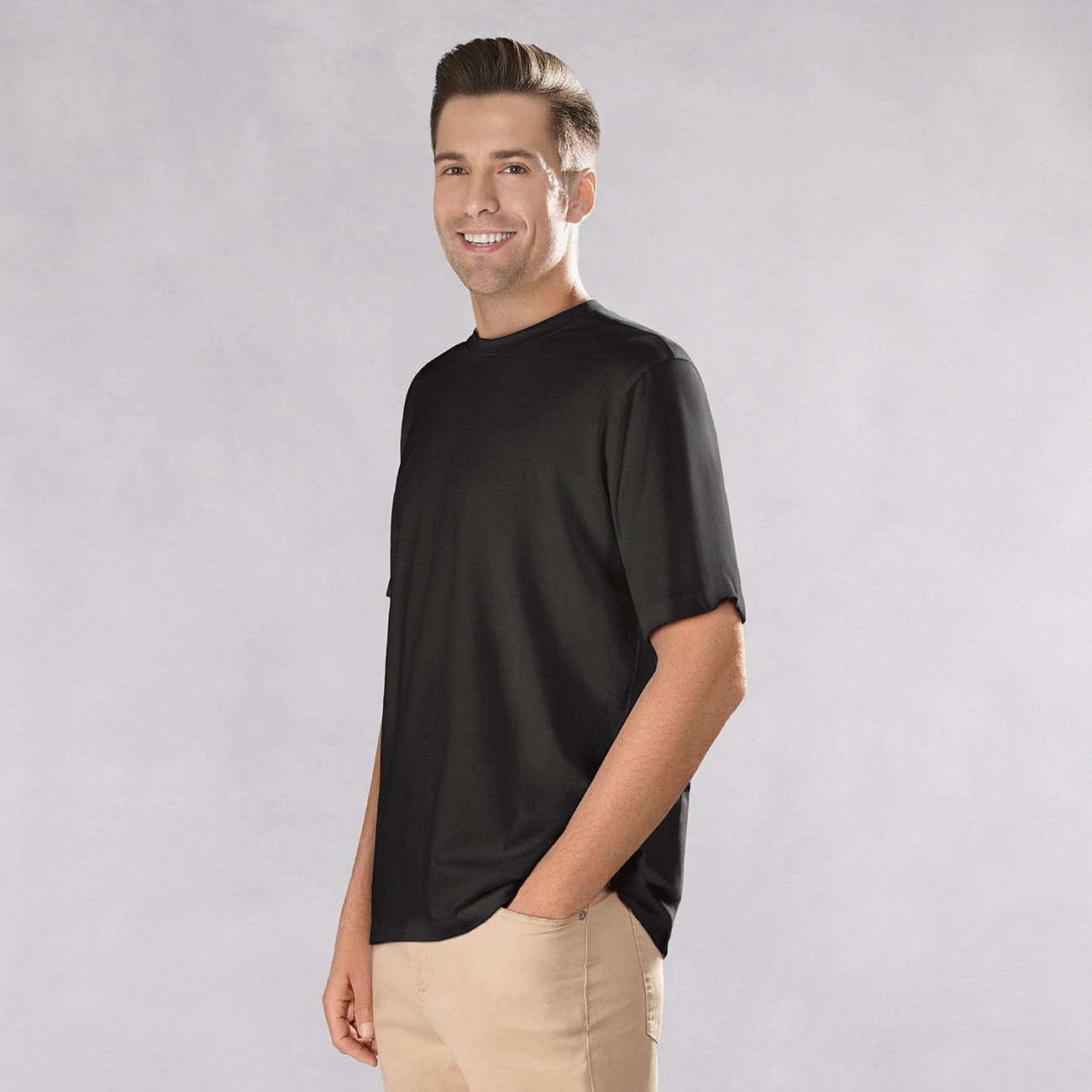 giesswein-organic-t-shirt-men-3er-pack-bio-baumwolle-schwarz-wei image 8