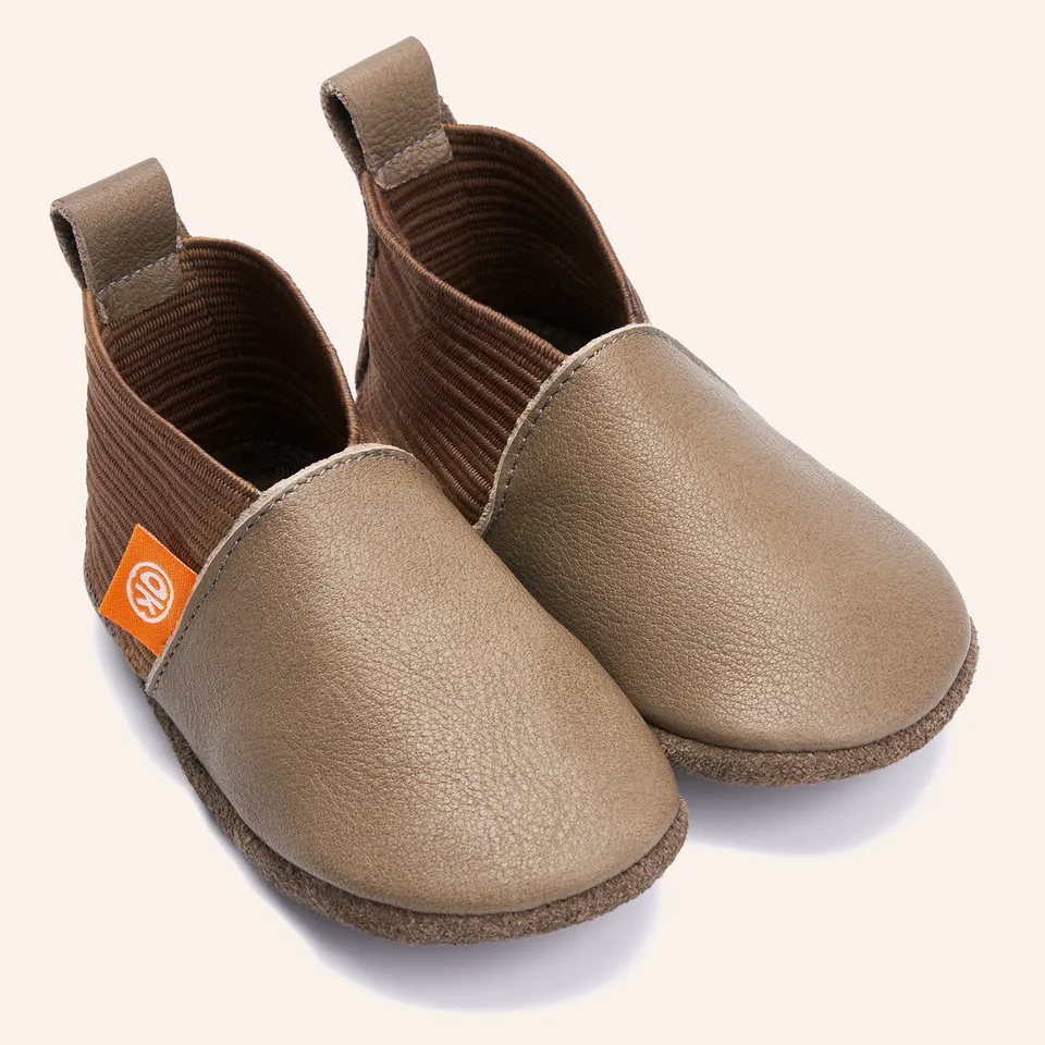orangenkinder-krabbelschuhe-elastie-beige-baby-hausschuhe-mit-soft-elastic image 1