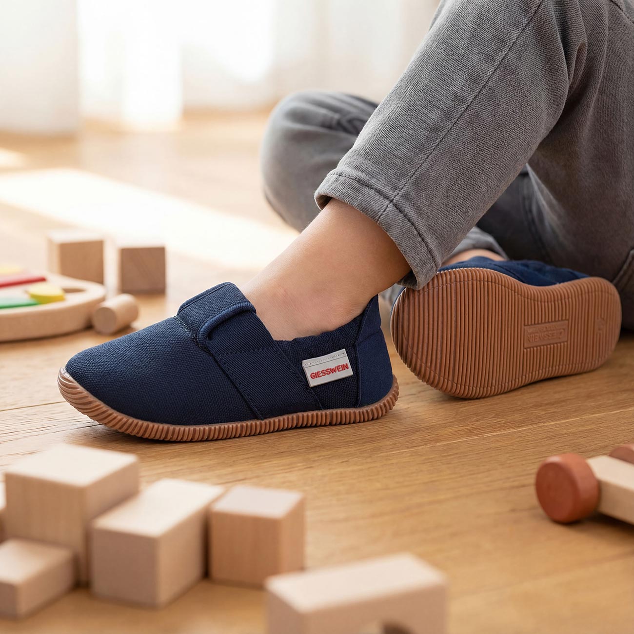 giesswein-s-ll-slim-fit-kinder-slipper-baumwolle image 2