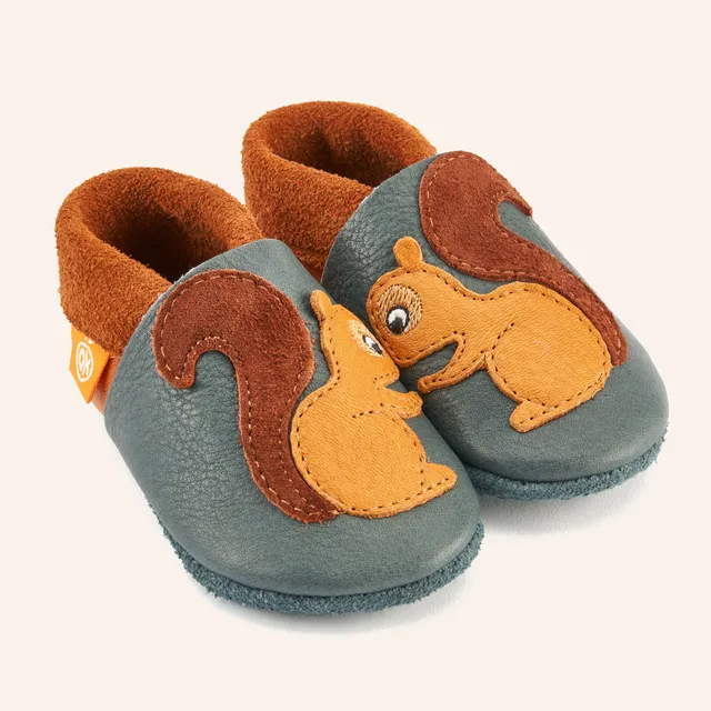 orangenkinder-kinder-hausschuhe-knusper-das-eichh-rnchen image 1