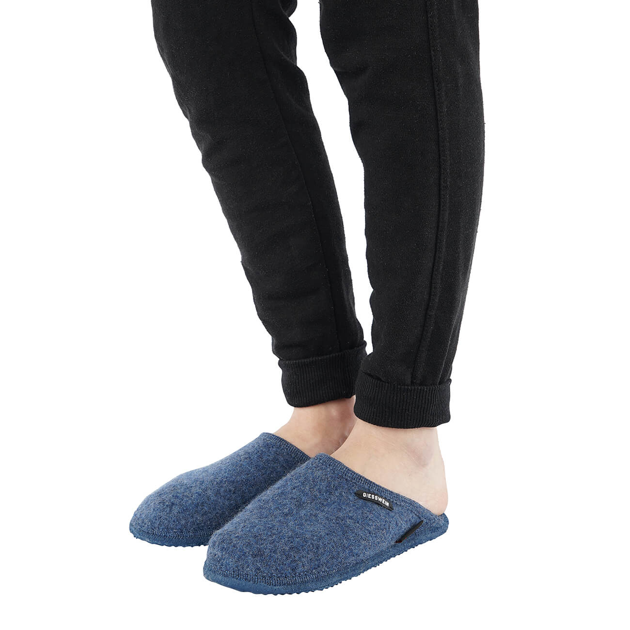 giesswein-tino-wollslipper-unisex-schwarz-randloses-fersenteil image 2