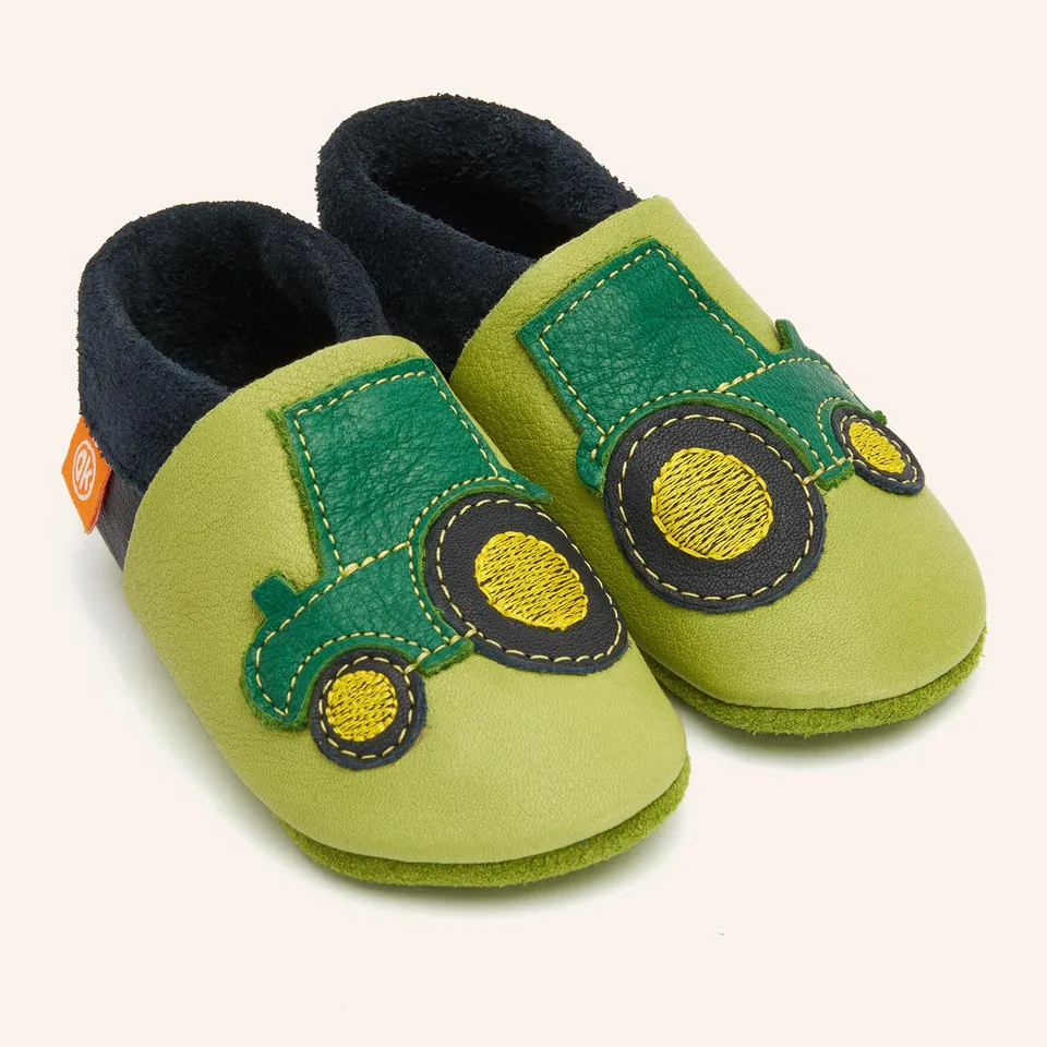 orangenkinder-krabbel-hausschuhe-herbert-der-traktor-kinder-slipper image 1