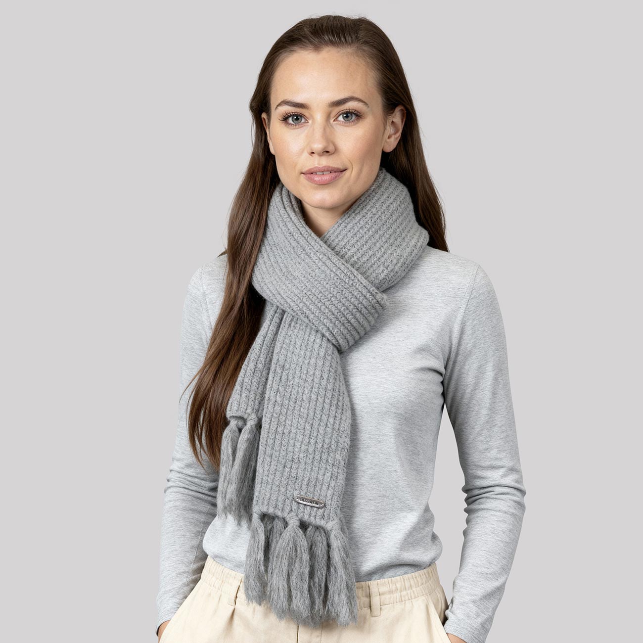 giesswein-schal-weisseck-langer-winterschal-185-x-25-cm-mit-fransen image 3