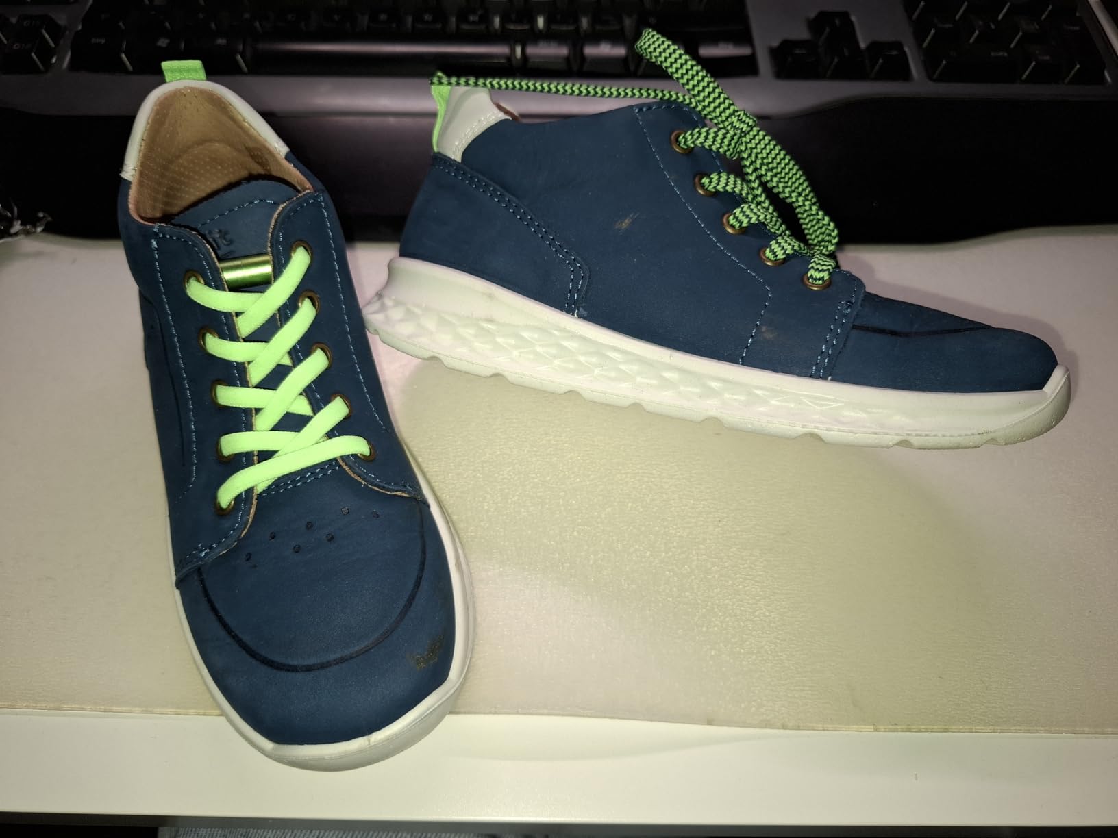 Super erster Sneaker
