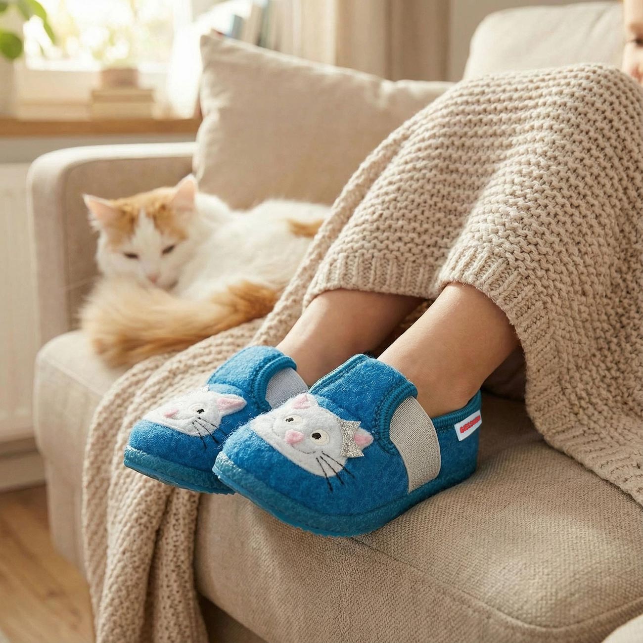 giesswein-trostadt-kinder-hausschuhe-schurwolle-katze-t-rkis image 2